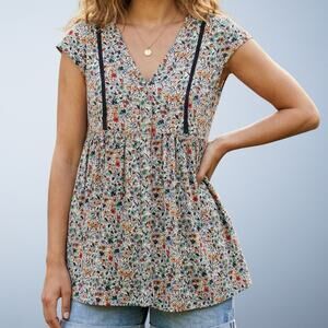 Anthropologie Vanessa Virginia Ditsy Floral Lace Ladder Babydoll Tunic Top Small